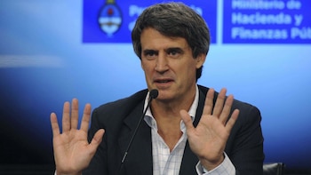 El ministro de Finanzas, Alfonso Prat-Gay, disertará en el Consejo de las Américas. (Telam)