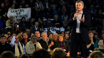 El presidente Macri anunciando beneficios