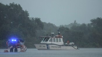 Horas después del incidente, lanchas