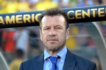 Dunga fue despedido de la
