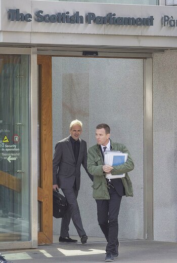 Ewan McGregor y Jonny Lee