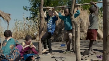 Las mujeres y los niños