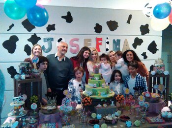 Lola Bezerra festejó el primer cumpleaños de su hija con familiares y amigos
