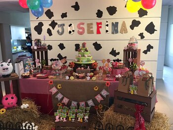 La ambientación del cumpleaños de Josefina fue una granja
