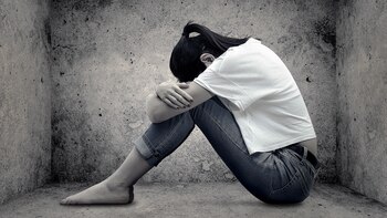 La presión social para que las mujeres tengan hijos es enorme y algunas acaban arrepintiéndose(Shutterstock)