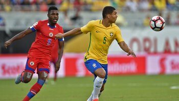 Brasil aplastó a Haití por