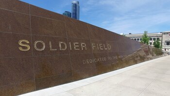 Una dedicatoria en el estadio