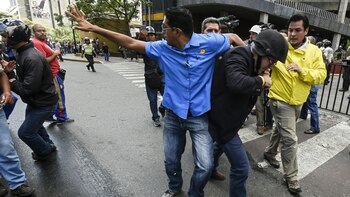 El opositor Julio Borges había