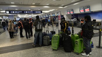 El paro de los controladores afecta