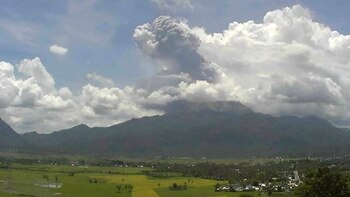 El volcán Bulusan es uno de los más activos de la región (AFP)