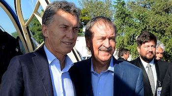 Mauricio Macri junto al gobernador Juan Schiaretti durante una visita a Córdoba (Presidencia)