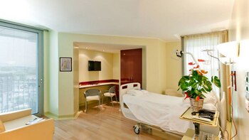 Estará 48 horas en terapia