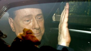 Silvio Berlusconi (AP)