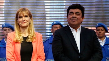 Verónica Magario junto a Fernando Espinoza (NA)