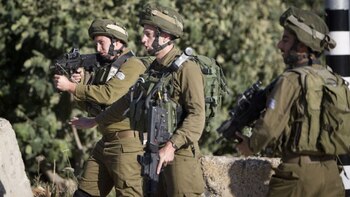 El Ejército hundirá hormigón decenas de metros bajo tierra (AP)