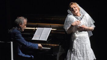 Lawrence Lehérissey y Marilú Marini,