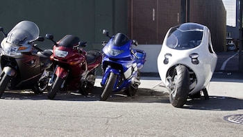 Parece una moto pero reúne