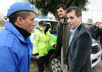Cristian Ritondo y Eugenio Burzaco en un operativo con la policía de Mar del Plata