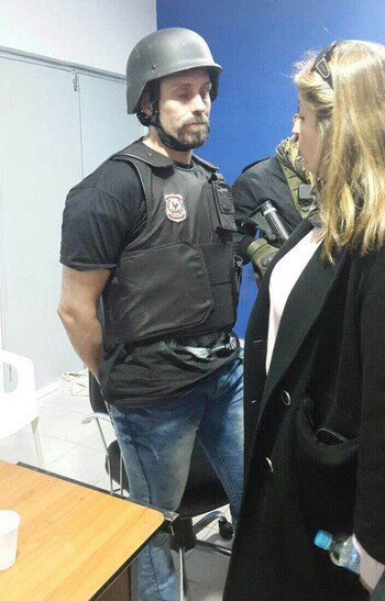 Ibar Pérez Corradi, esposado y