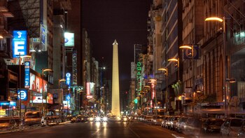 Los precios de las entradas en los teatros de la calle Corrientes no pudieron aumentar al mismo nivel que la inflación. Además se vieron afectados por el aumento de las tarifas y el dólar