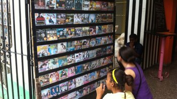 Los paquetes incluyen películas, programas