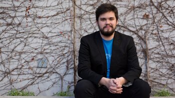 El joven dedica todo su