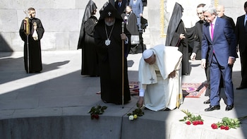El homenaje del papa a