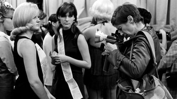 Arbus jugaba constantemente con las