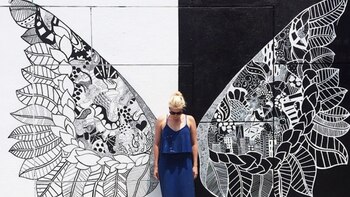 Kelsey Montague es una artista