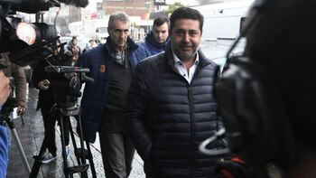 Angelici llega a la reunión con el resto de los dirigentes (DyN)