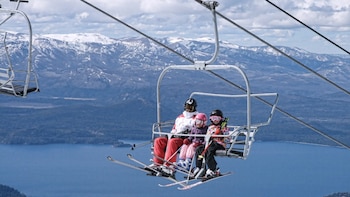 Cerro Catedral se ubica dentro
