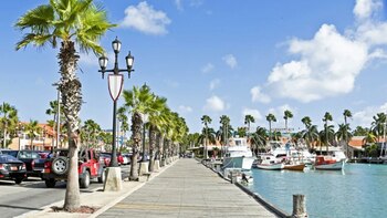 Entre las paradisíacas playas se