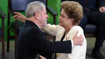 Lula da Silva junto a