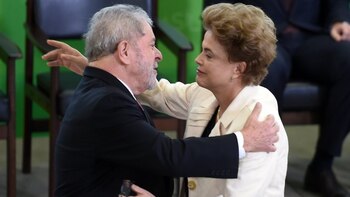 Lula da Silva junto a