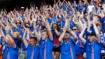 Los futbolistas esperan el aliento de su gente en Rusia (Reuters)