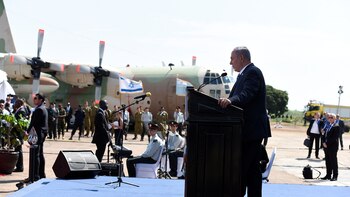 El primer ministro israelí inició