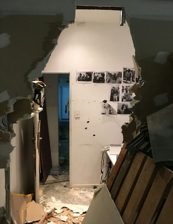 Otra de las oficinas que destruyeron los desconocidos que tomaron el edificio por la fuerza