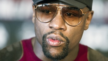 Floyd Mayweather se retiró en