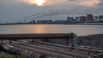 Las tuberías atraviesan la ciudad