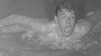 1962: El nadador Luis Alberto Nicolao logra el récord mundial de 100 metros mariposa en la pileta del club Guanabara, de Río de Janeiro