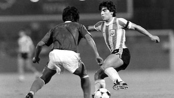 1979: Argentina ganó su primer Mundial juvenil de fútbol en Japón. Con un equipo liderado por Diego Maradona y dirigido por César Luis Menotti venció a la Unión Soviética en la final por 3 a 1.