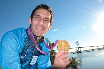 2012: El correntino Sebastián Crismanich le ganó al español Nicolás García Hemme y se quedó con la medalla de oro de taekwondo, en la categoría hasta 80 kilos, en los Juegos Olímpicos de Londres
