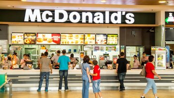 La medida de la cadena de comida beneficiará a los militares colombianos y sus familias (Shutterstock)