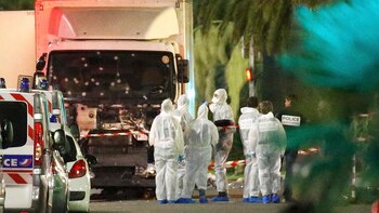 El camión que embistió contra