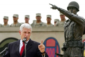 Mike Pence, compañero de fórmula