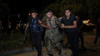 Los militares muertos en el