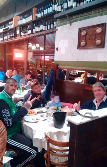 Basile y su pareja, horas