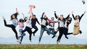 Para entablar amistades instantáneas influyen,