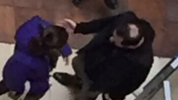 El diputado provincial fue fotografiado cuando fue a cobrar el premio (Infobae)