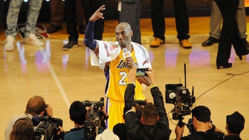 Kobe Bryant se retiró tras